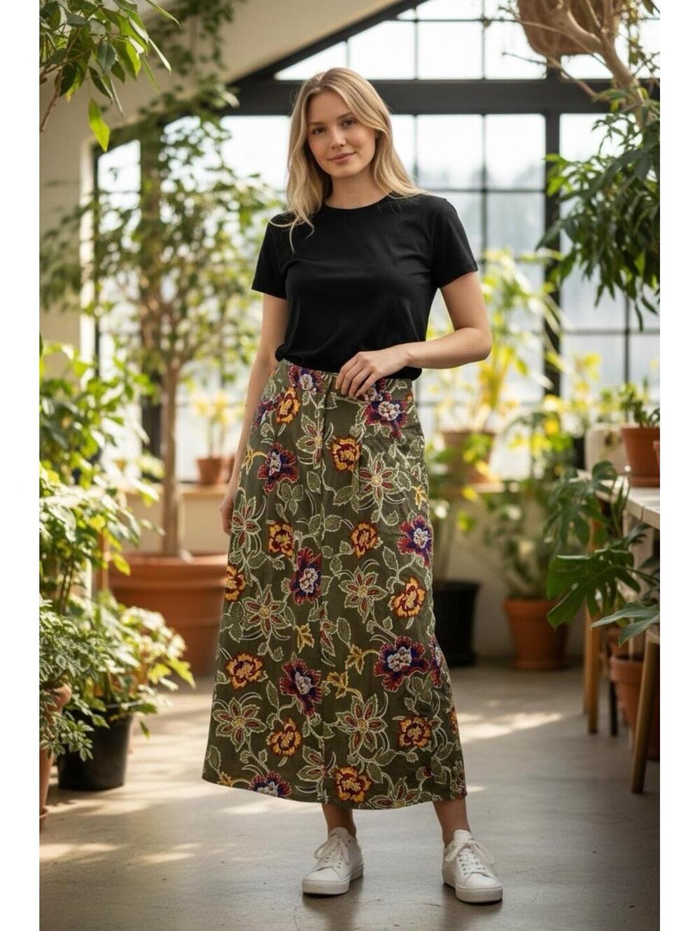 Meeting Street Flowered Skirt 12
